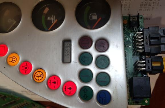 Naprawa repair servis ecu  elektronika Terex TW85