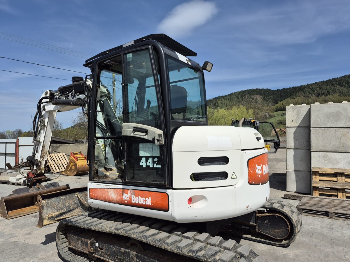 Naprawa elektroniki Bobcat 442