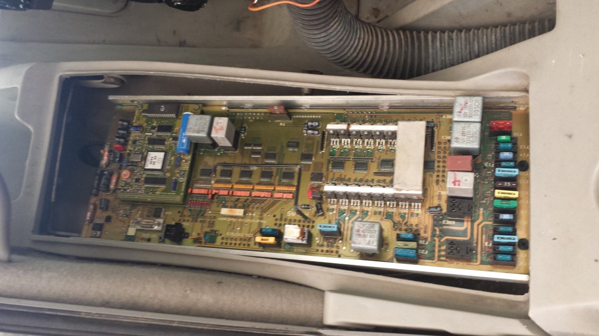 Naprawa elektroniki ecu Atlas 65ar