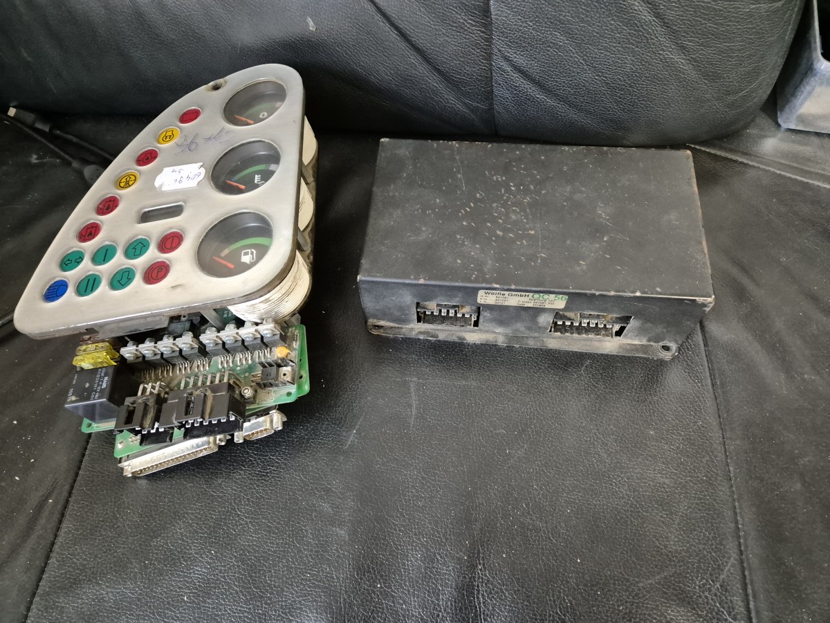 Naprawa repair servis ecu  elektronika Schaeff HML42 /32