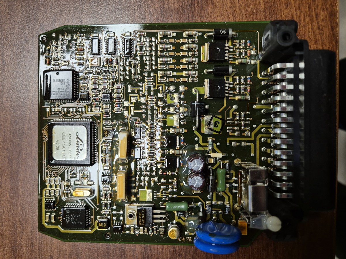Naprawa instalacji i elektroniki board repair 14372618