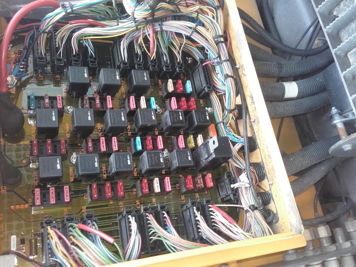 Naprawa instalacji i elektroniki boardrepair 14375098