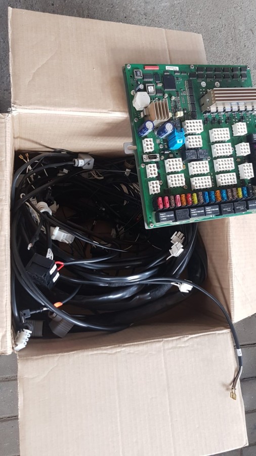 Instalacja elektryczna VOLVO l30b l35b pro l40b l45b